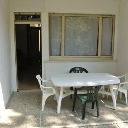 Διαμέρισμα Ideal For Group Getaways In Lignano *